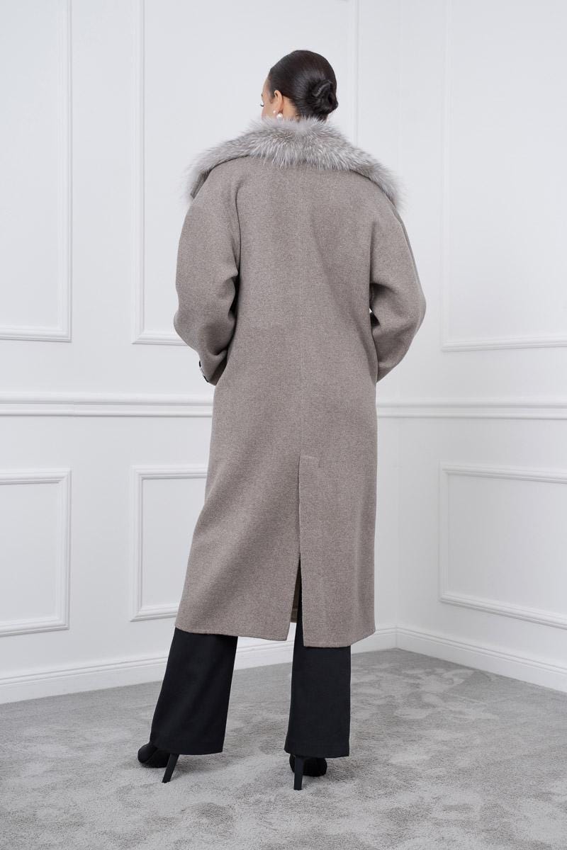 Gray Cashmere Coat With Fox Collar Gray Cashmere Coat With Fox Collar